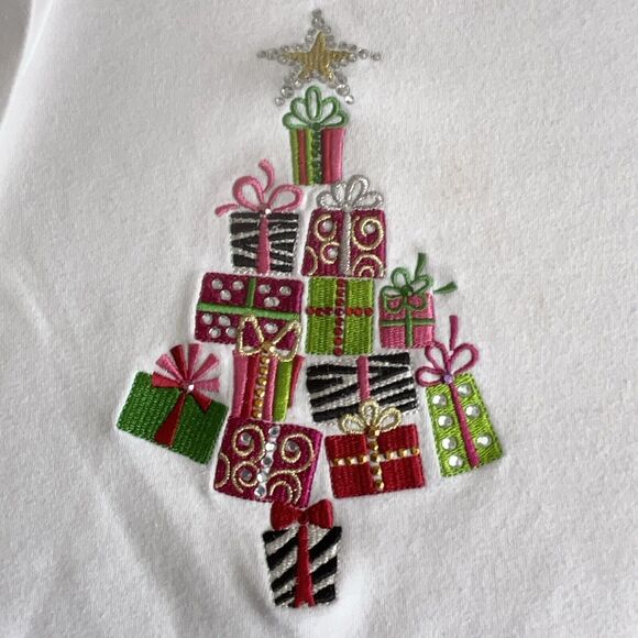 Quacker Factory Christmas Shirt Women's Medium Tree Presents QVC Sequins White - Picture 3 of 4